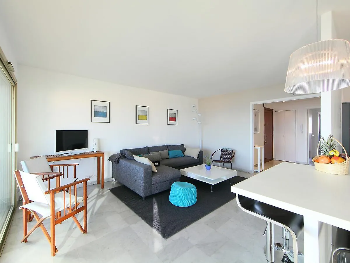 Apartment Les Goelands Cannes 0*,  France